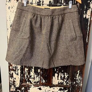 J. CREW women’s wool w/ front pockets side zip size 10 skirt.